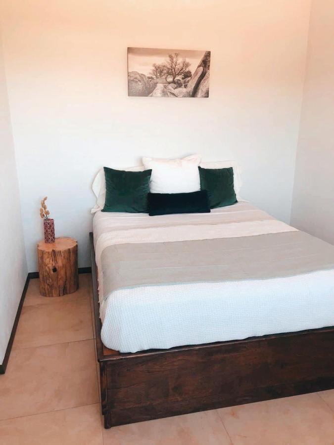 Huella B Hotel Villa de Juarez Bagian luar foto