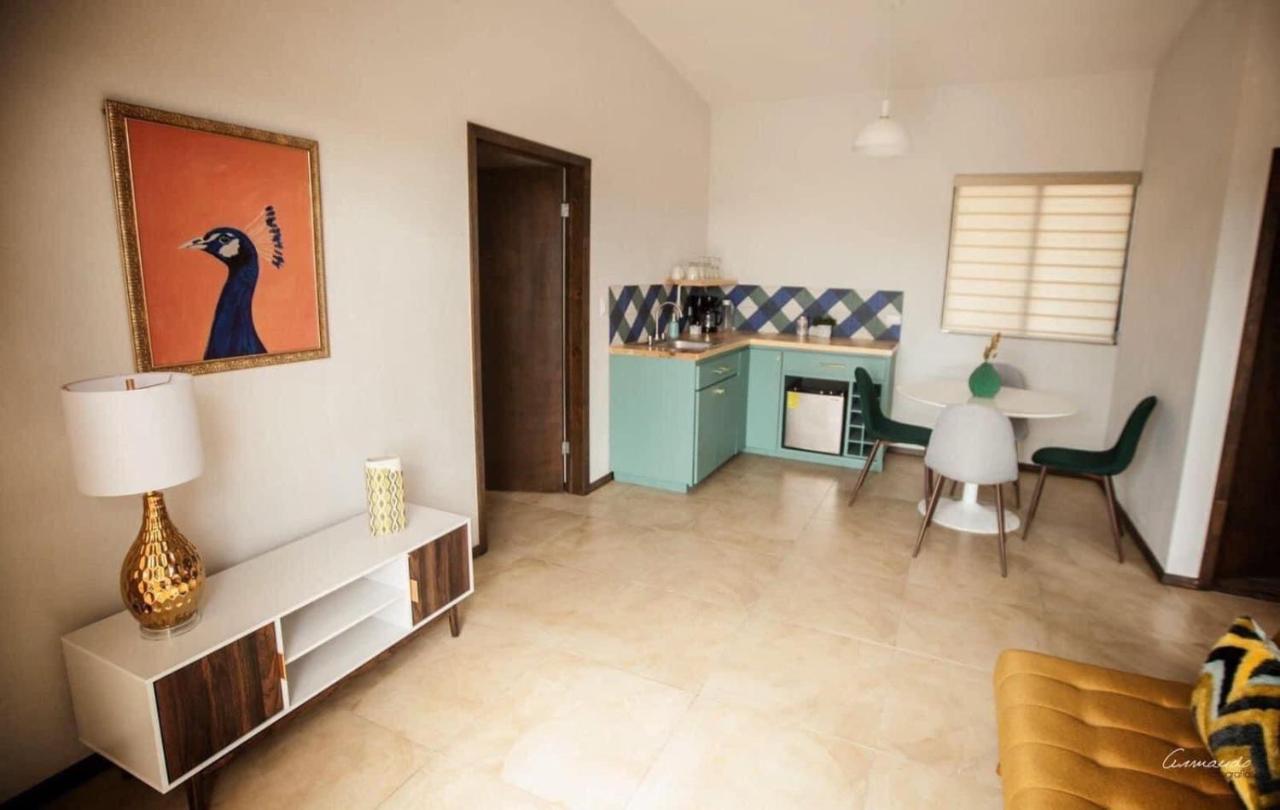 Huella B Hotel Villa de Juarez Bagian luar foto